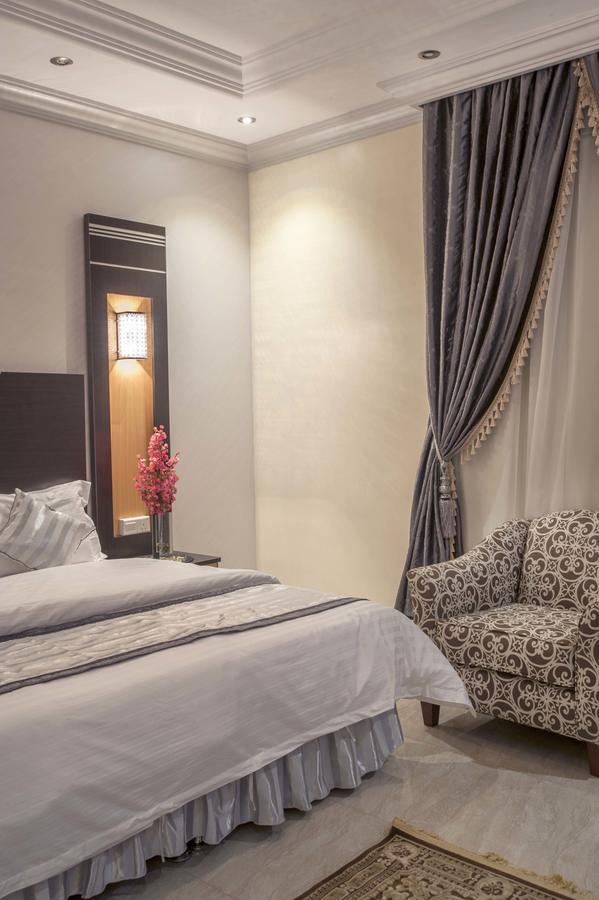 Al Ezzah Palace Hotel Suites Jeddah Eksteriør billede
