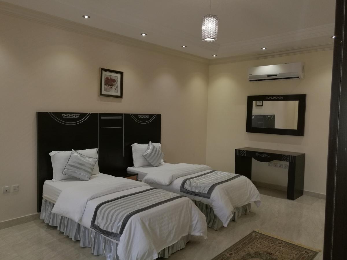 Al Ezzah Palace Hotel Suites Jeddah Eksteriør billede